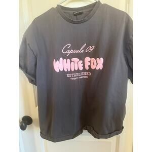 White Fox Hibiscus Pink Tee Size M/L Preloved, Good Condition
